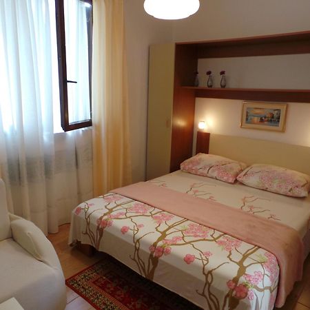 Apartments Barbara Poreč Buitenkant foto